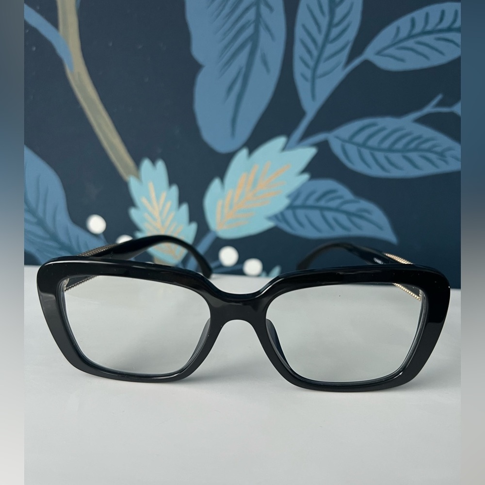 Beautiful CHANEL eyewear